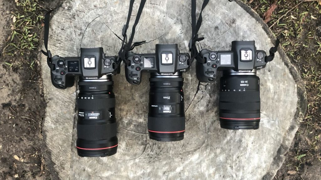  Tháng 9/2018, Canon đã "lên sàn" chiếc Canon EOS R - máy ảnh không gương lật khổ film 35 mm đầu tiên
