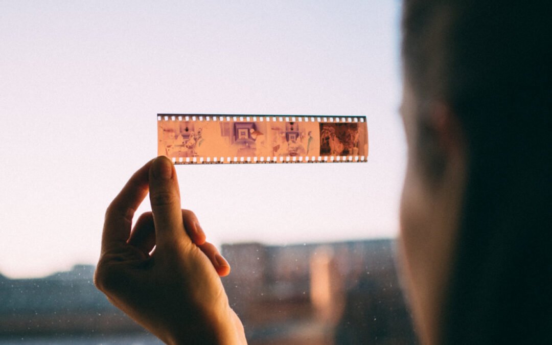 Máy ảnh film là gì mà khiến bao người mãi mê?