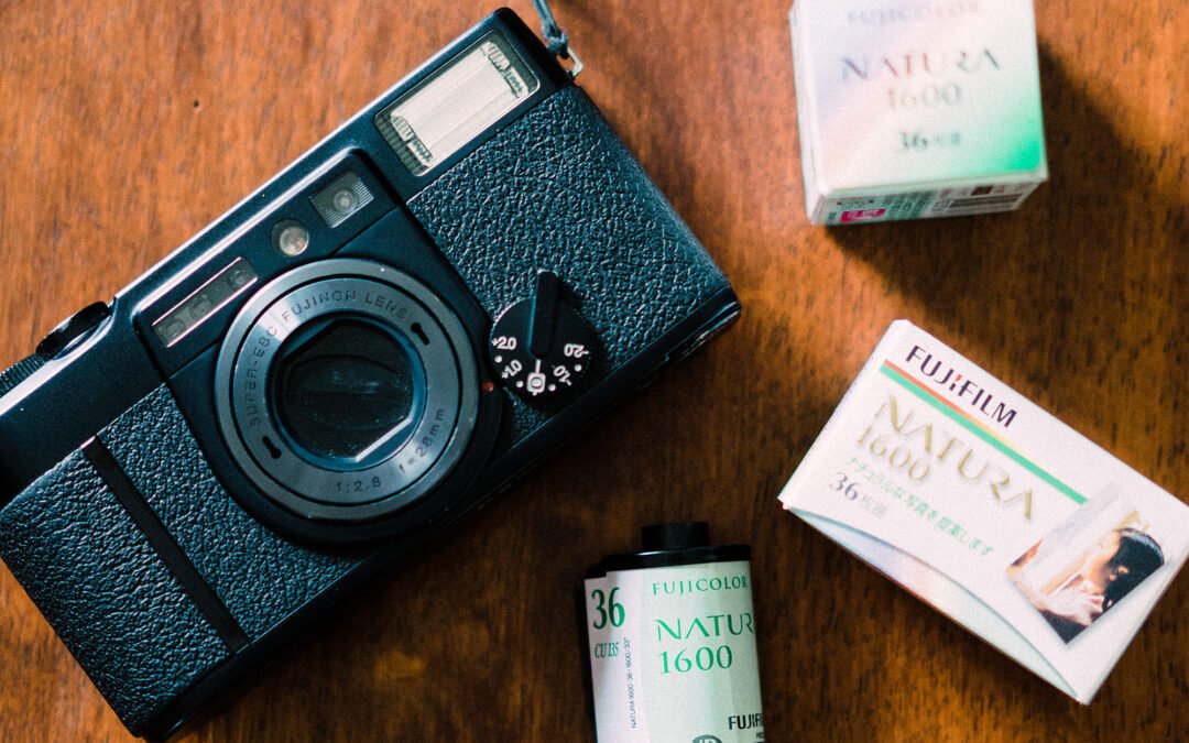 [REVIEW] Fujicolor NATURA 1600: một trong những cuộn film 35mm mắc nhất