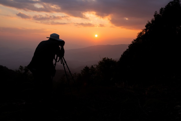 Ánh sáng sẽ tối hơn chút, vì vậy bạn có thể sẽ   cần tới sự giúp đỡ của tripod