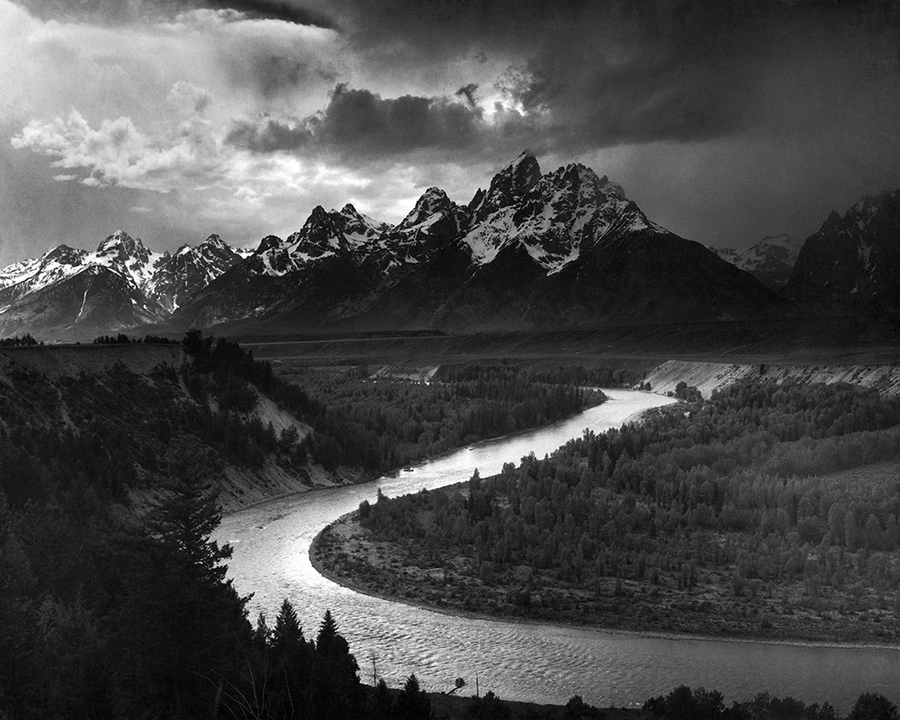 "The Tetons and the Snake River", chụp bởi nhiếp ảnh gia Ansel Adams