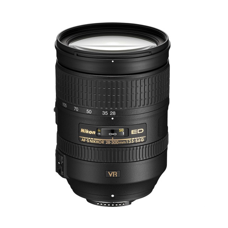 Nikon 28-300mm là Lens xoay vòng tối ưu. 