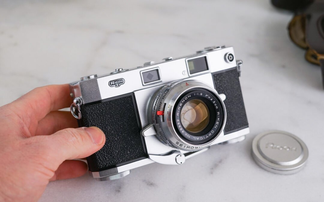 Máy ảnh Film Rangefinder là gì?