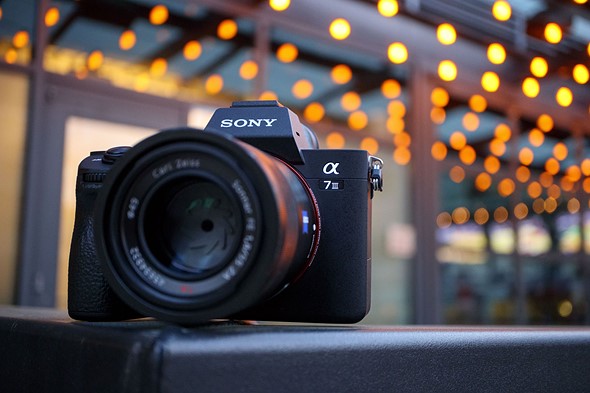 Máy ảnh Sony A7 III