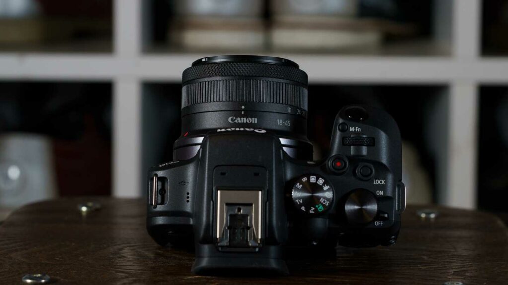 Canon EOS R10 là một trong những chiếc máy tốt nhất dành cho người mới bắt đầu