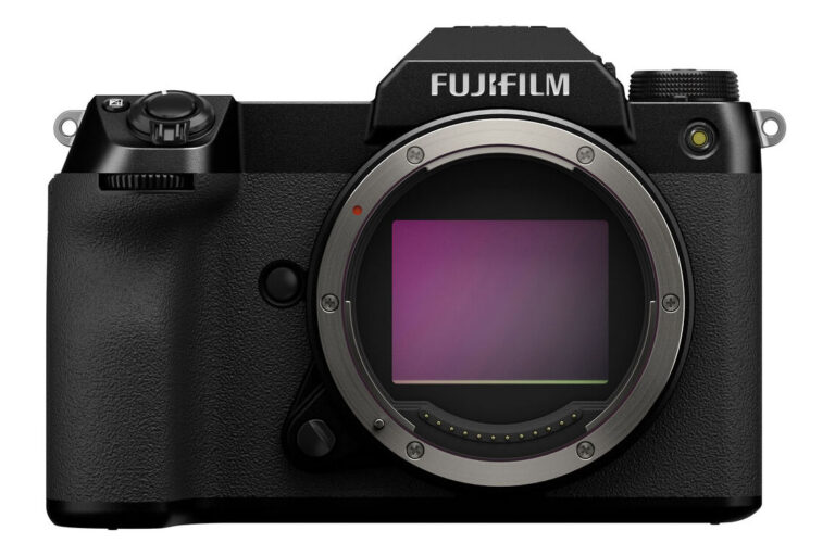 Máy ảnh mirrorless Fuji GFX-50S II