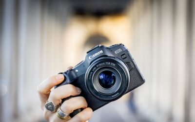 Máy ảnh Canon EOS R8 mirrorless full-frame