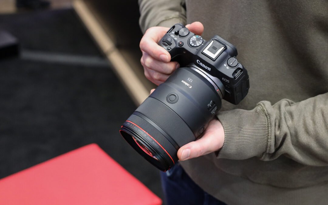 Lens Canon RF 135mm f/1.8L IS USM
