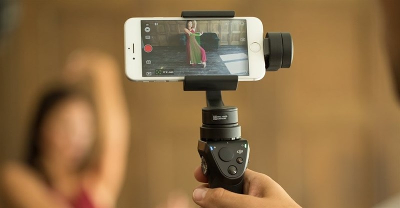 Nếu dùng cùng tripod, và chủ thể là vật tĩnh, bạn có thể áp dụng tips chụp ảnh này trên iPhone.