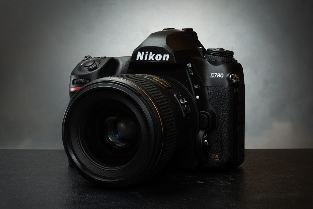 [Review] Máy ảnh DSLR Nikon D780
