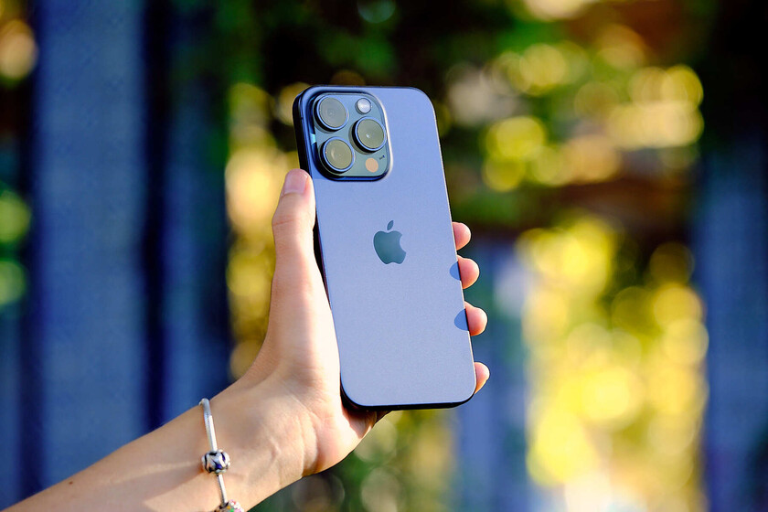 Apple iPhone 15 Pro nổi bật với tính năng chụp chân dung thông minh