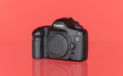 Liệu chiếc máy ảnh Canon EOS 5D có đáng mua sau gần 20 năm phát hành?