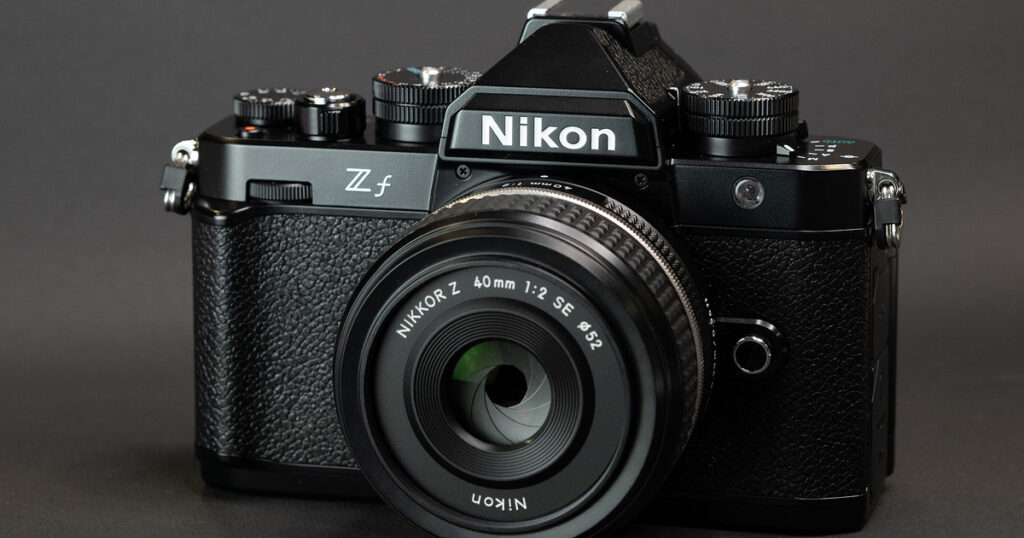 Liệu Nikon Z f có xứng đáng là đối thủ của máy ảnh Fujifilm?