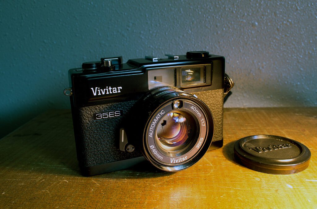 5 phút review về máy ảnh film rangefinder Vivitar 35ES